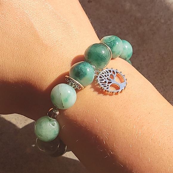 🖤3/$50 Malaysian Jade Stone Bracelet - Picture 5 of 5